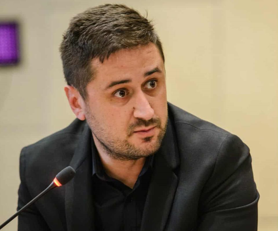 Анализа на Аџипетров: Образованието повторно приоритет на Владата