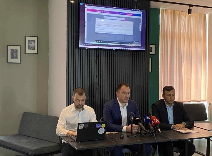 Образецот за запишување за додипломски студии достапен на порталот за е-услуги