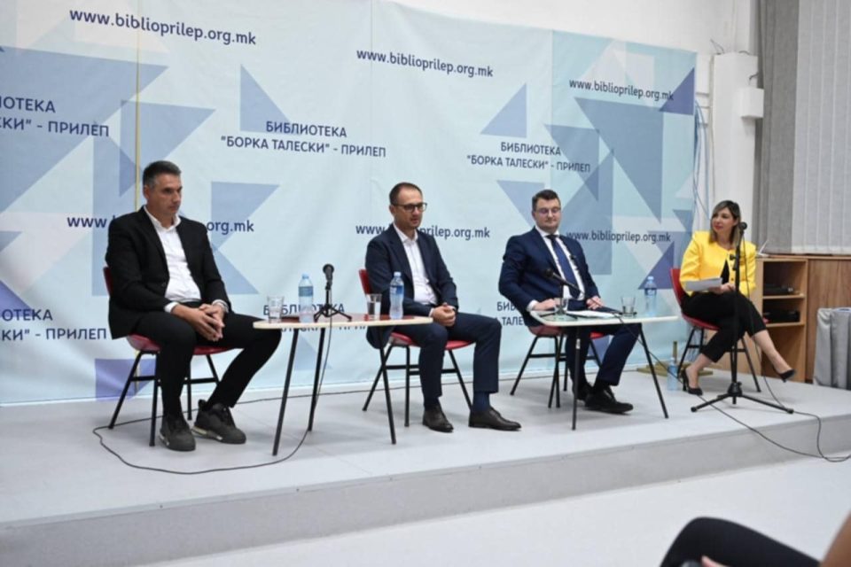 Јавна трибина во организација на ПОДЕМ во Прилеп: Улогата на буџетот и неговата транспарентност во развојот на општините