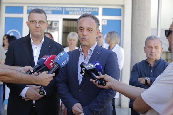 Алиу во посета на Гостивар: Здравствениот дом со проект за надградба и реконструкција првпат по речиси 50 години