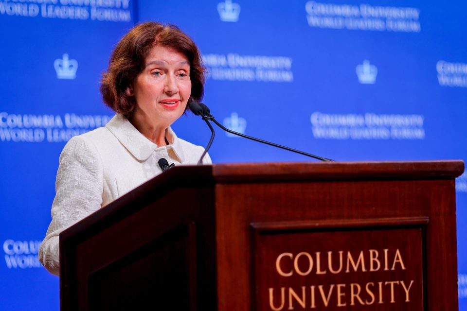 Сиљановска-Давкова: Барањето за уставни измени нема ништо заедничко со Копенхашките критериуми