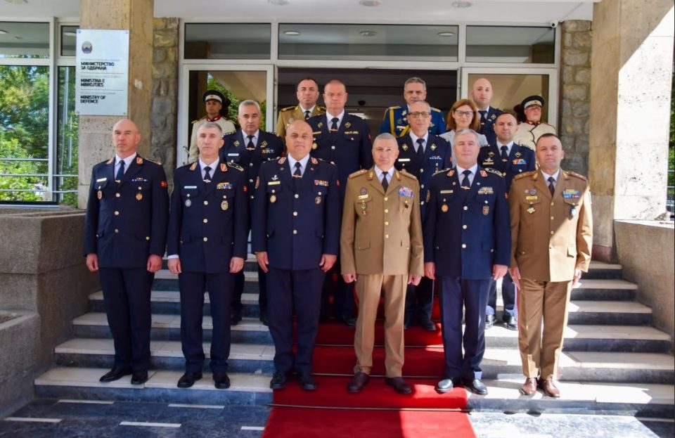 Началникот на Генералштабот на Вооружените сили на Романија во официјална посета на АРМ