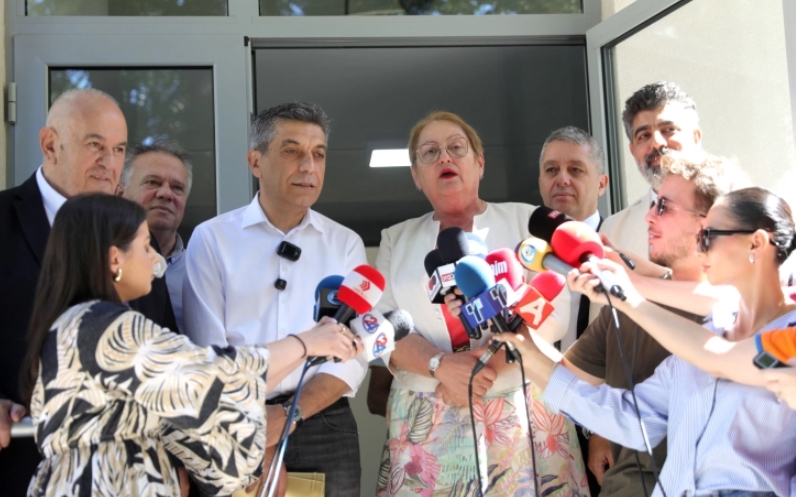 Јаневска: Наставниците во Кочани имаат документи за работа, го расчистивме проблемот