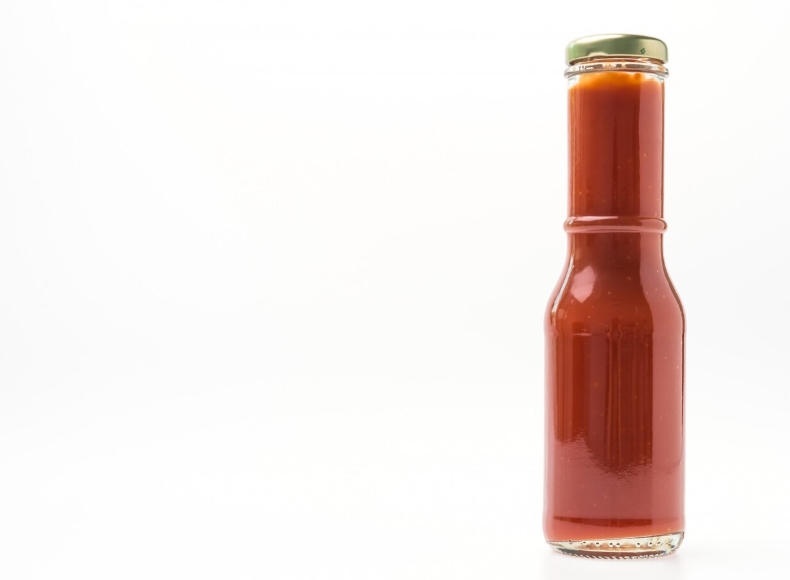 Дали кечапот треба да се чува во фриждер или на собна температура?