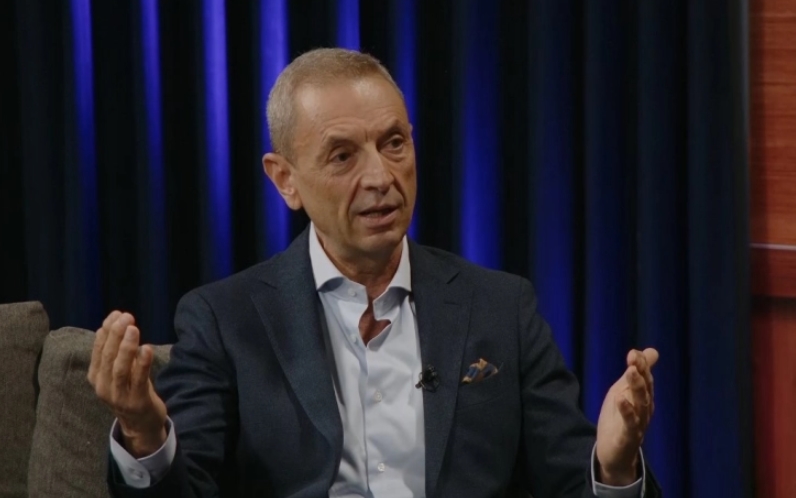 Сиљановска-Давкова ќе го одликува Сашко Кедев со Орден „8 Септември“