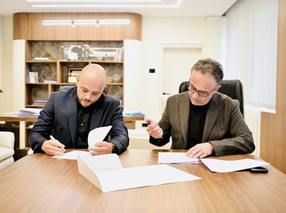 Потпишан договор за изградба на новата поликлиника во Бутел