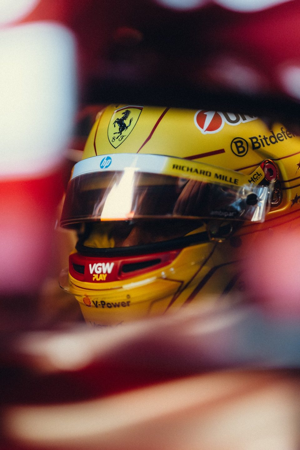 Хамилтон: Ферари се движи во вистинската насока