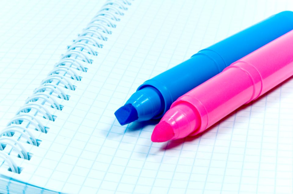 Мал трик, голема помош: Синиот маркер помага во учењето, еве како