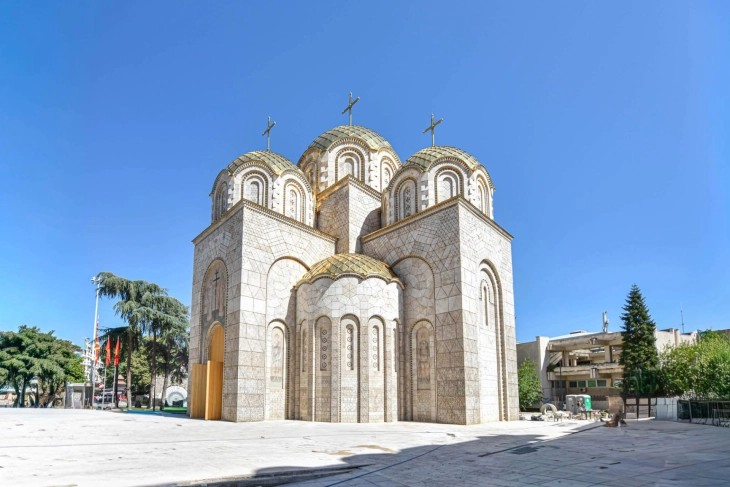 На 28 септември осветување на храмот „Св. цар Константин и царица Елена“ во Скопје