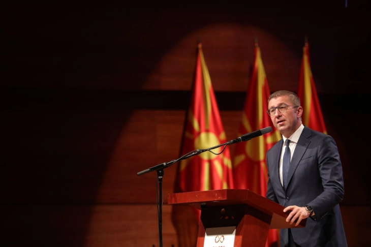 Мицкоски: Независноста не е само потпис на хартија, таа е жртва, борба, љубов кон оваа света земја