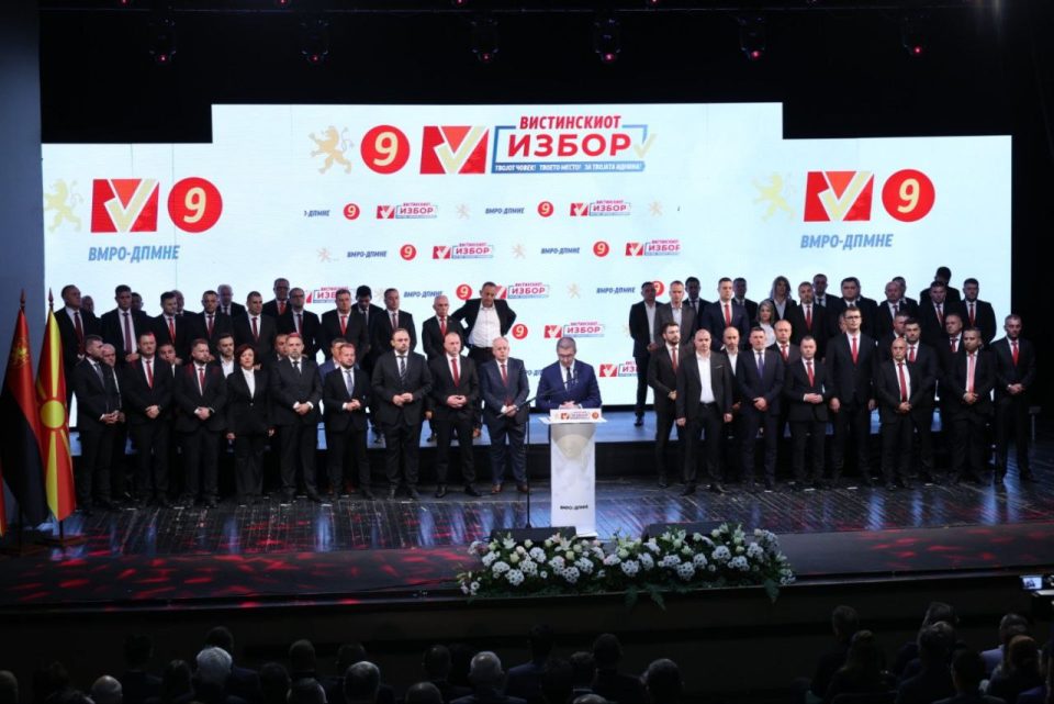 Мицкоски: Градоначалниците на ВМРО-ДПМНЕ изградија и реконструира патишта во должина од над 770 километри, направени се речиси 47 километри нови водоводи, модернизирани над 400 училишта