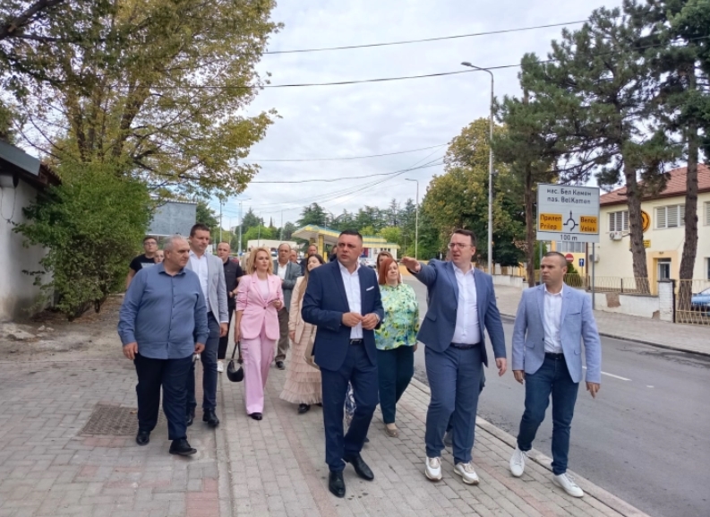 Николоски: „Кросрејл“ ќе биде техничка поддршка за целокупното работење на Македонски железници инфраструктура и тоа ќе биде грант, односно подарок од британската Влада