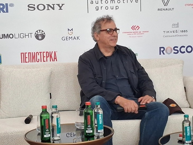 Дариус Конџи: Многу ми се допаѓа македонскиот јазик и жалам што не знам да го зборувам