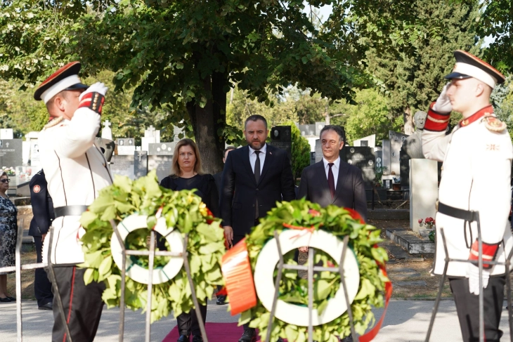 Тошковски: Независноста не е само подарок од минатото, туку обврска што сите заедно мораме да ја чуваме и надградуваме