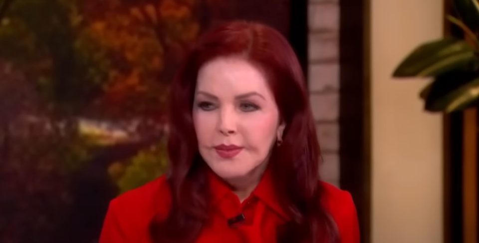 Присила Присли за бракот со Елвис: Му ги носеа најубавите девојки за да ги запознае