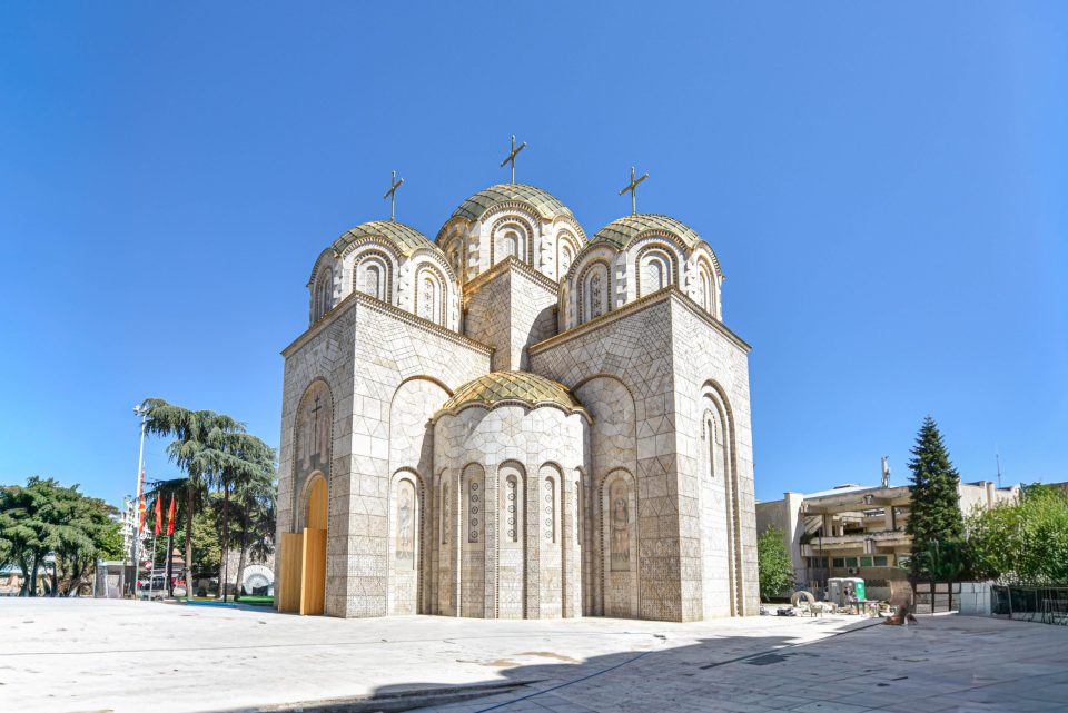 Во недела осветување на храмот „Свети Константин и Елена“