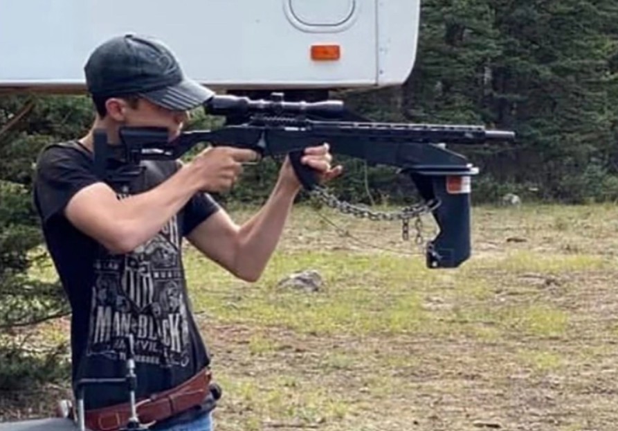 Убиецот на Чарли Кирк го призна злосторството на платформата Дискорд