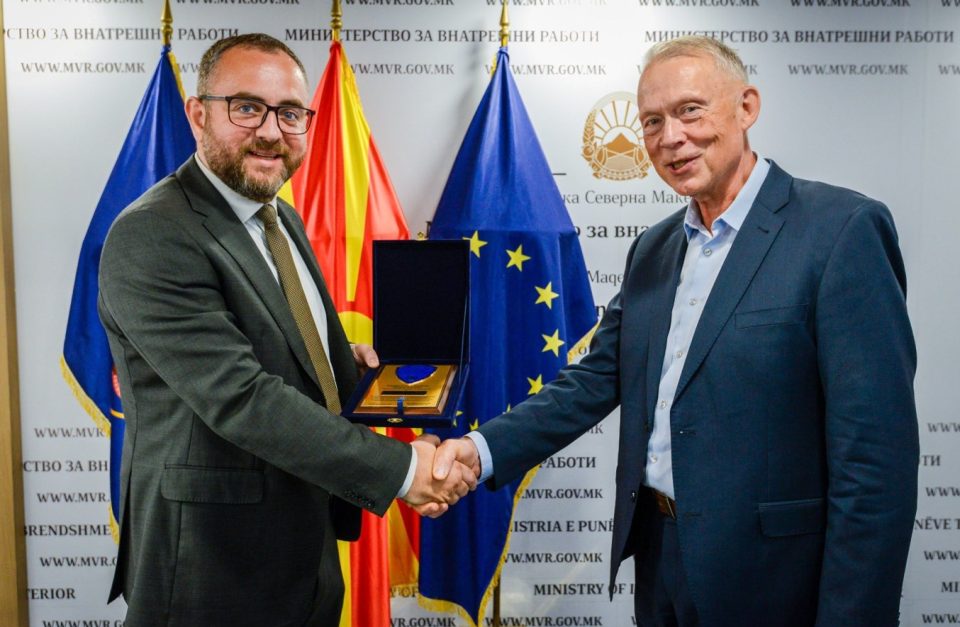 Тошковски: Граѓаните заслужуваат полиција која ќе се грижи за нивната безбедност и благосостојба, силно ќе се бори против криминалот, ослободена од политички и други влијанија