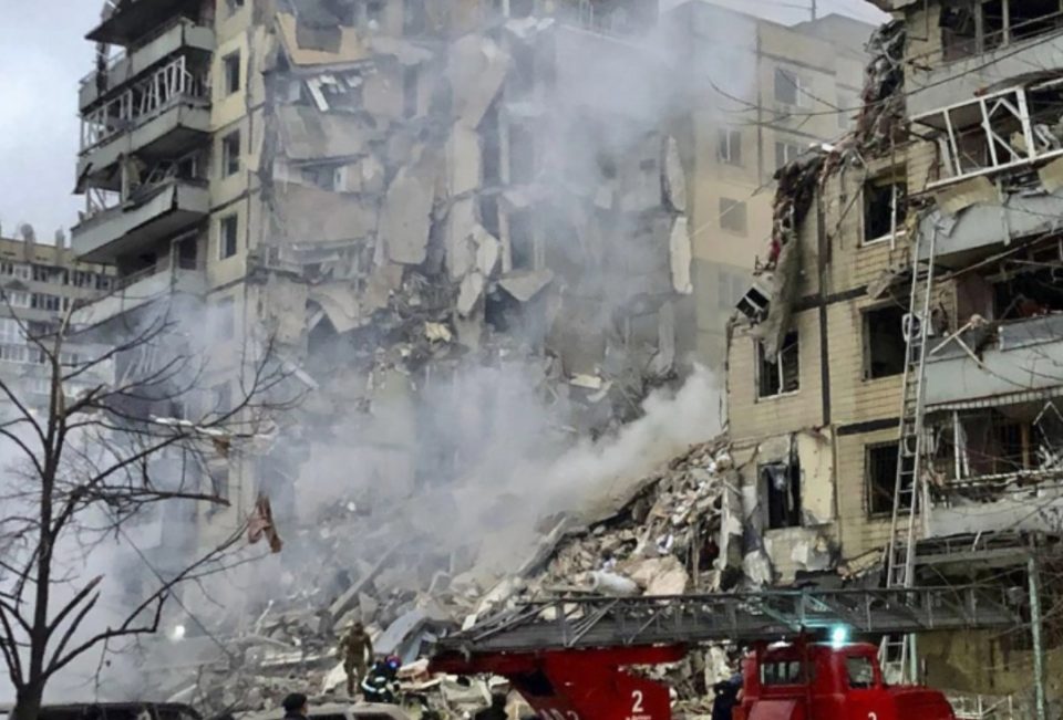 Најмалку тројца загинати во руски напади врз Украина