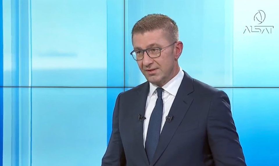 Мицкоски: Има основани сомненија за инспираторите за пожарите, има и приведени, одговорност ќе има, граѓаните да бидат спокојни, државата е стабилна и напредува