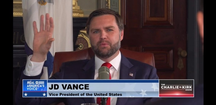 Американскиот потпретседател Џ.Д. Венс вечерва го води подкастот на убиениот Чарли Кирк