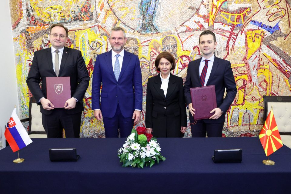 Македонија и Словачка потпишаа Меморандум за економска соработка
