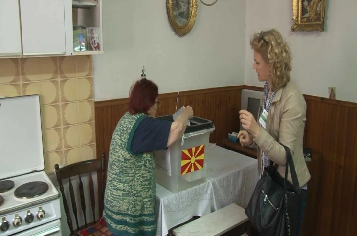 Денес гласаат затворениците, болните и немоќните, лицата во старските домови