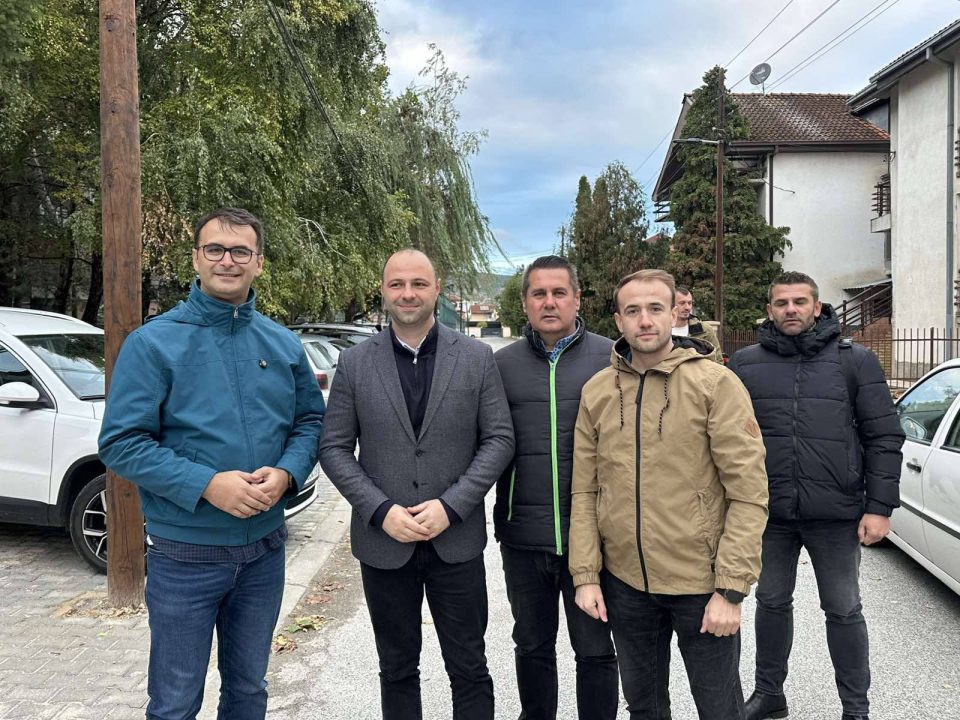 Стојаноски, Мисајловски и Стојкоски во посета на населбата Даме Груев