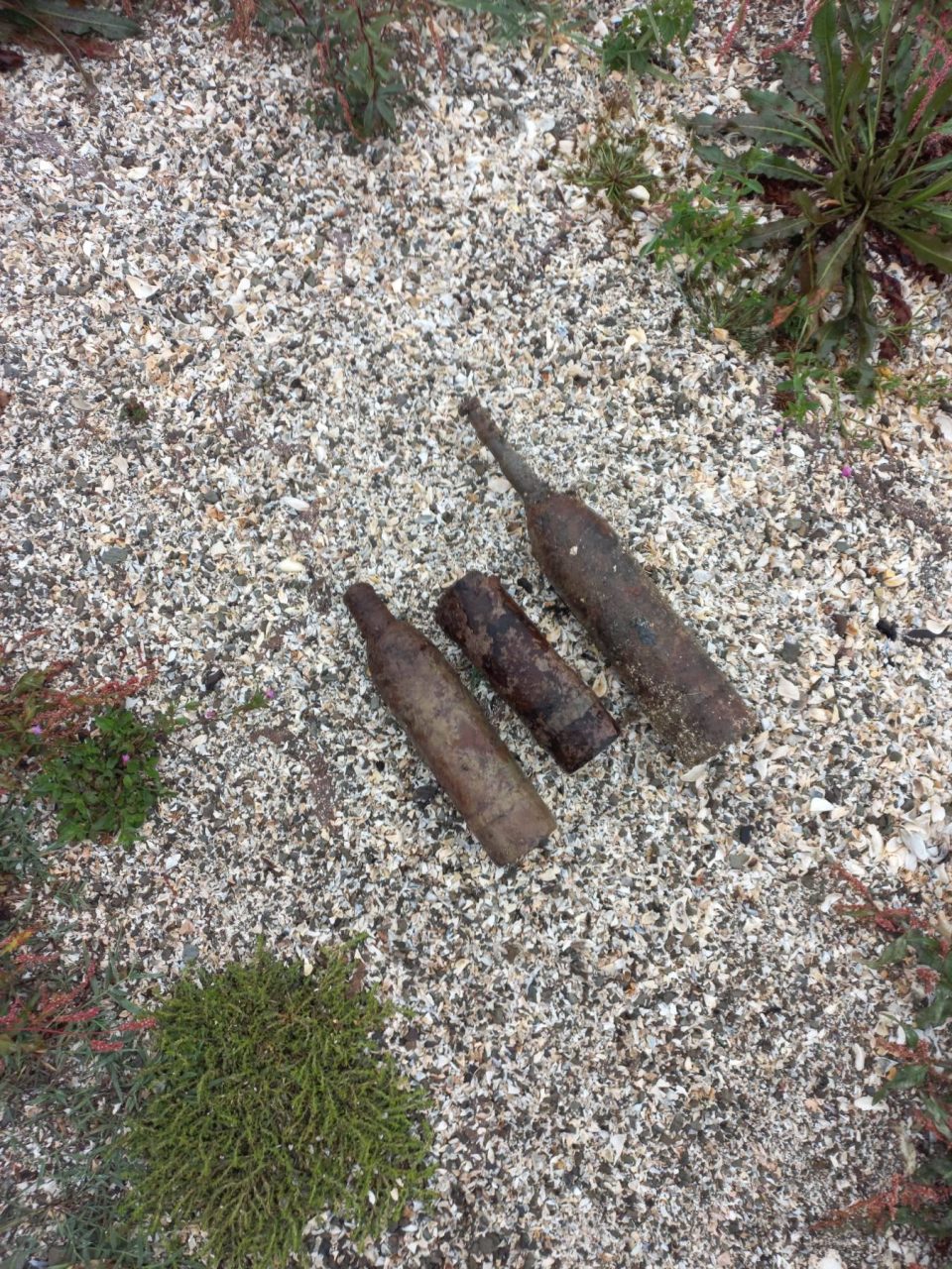 ФОТО: Неексплодирани гранати од Првата светска војна пронајдени во Дојран и Преспа