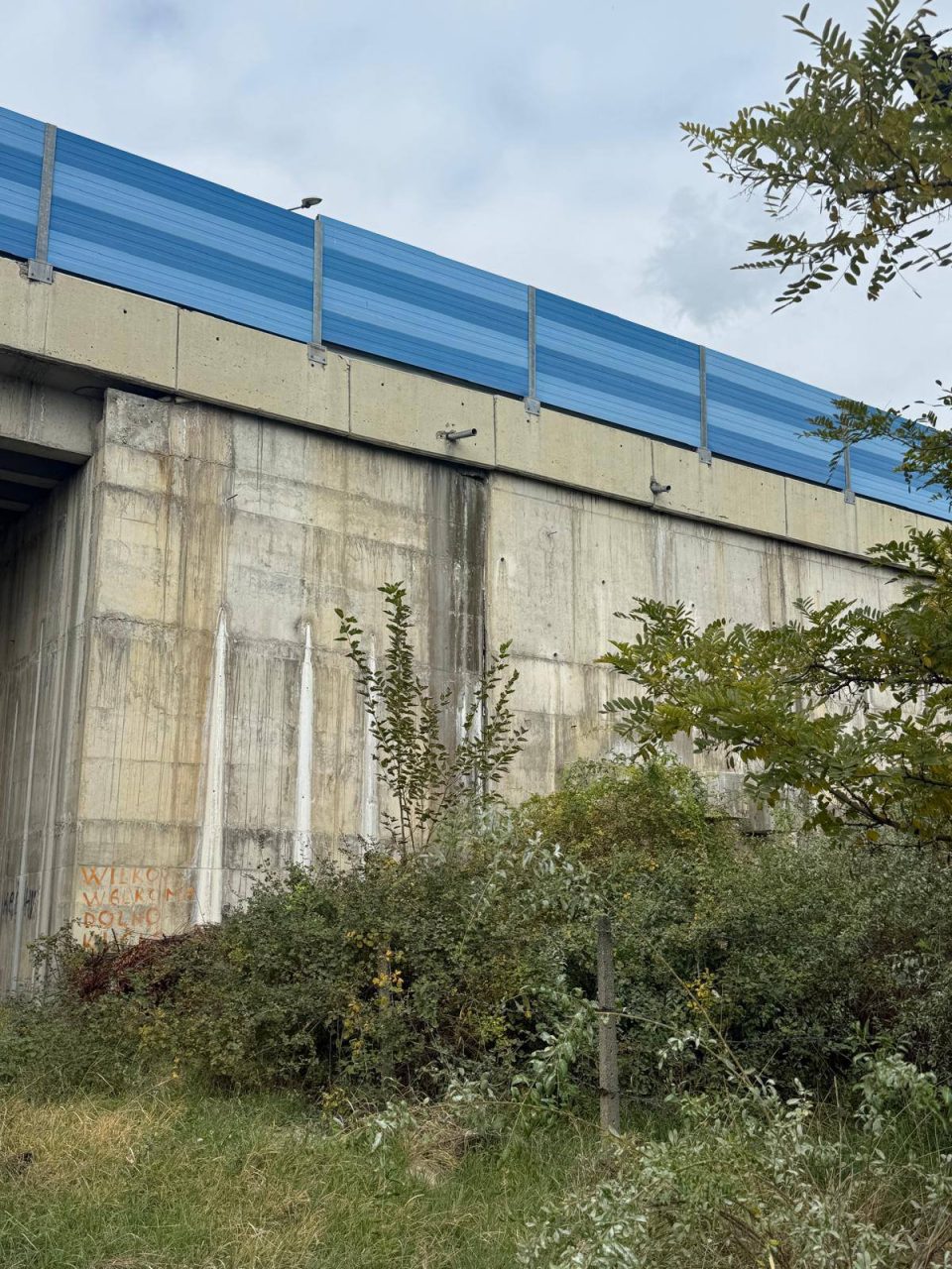 ЈПДП врши санација на потпорен ѕид на потпатник на скопската обиколница