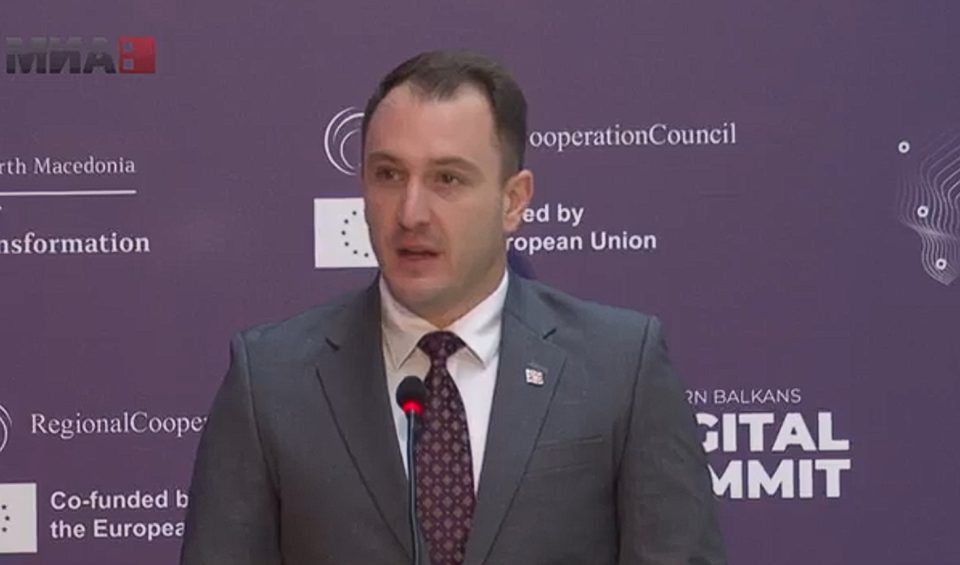 Андоновски: Работиме на воведување слободен роаминг за земјите од Западен Балкан со ЕУ