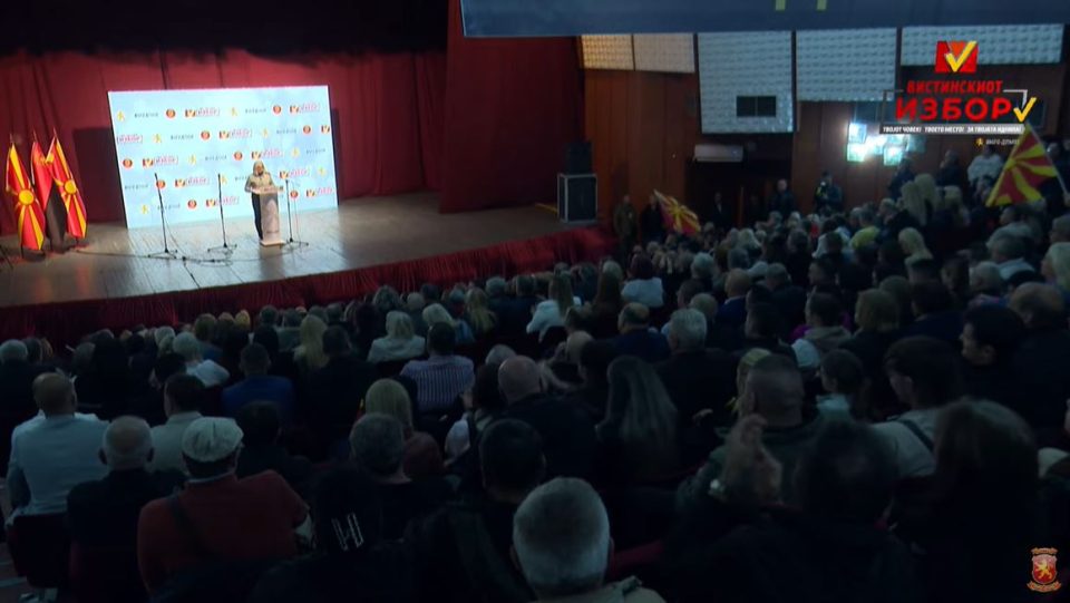 Стојаноска: Проф. Бранислав Светозаревиќ е икона на македонштината, на корените и историјата