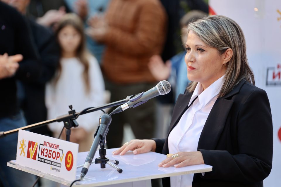 Димитриева: Време е за промени во Демир Капија, доволно беа овие осум години со водоводи кои не функционираат, улици кои се распаѓаат, затоа гласајте за бројот 9