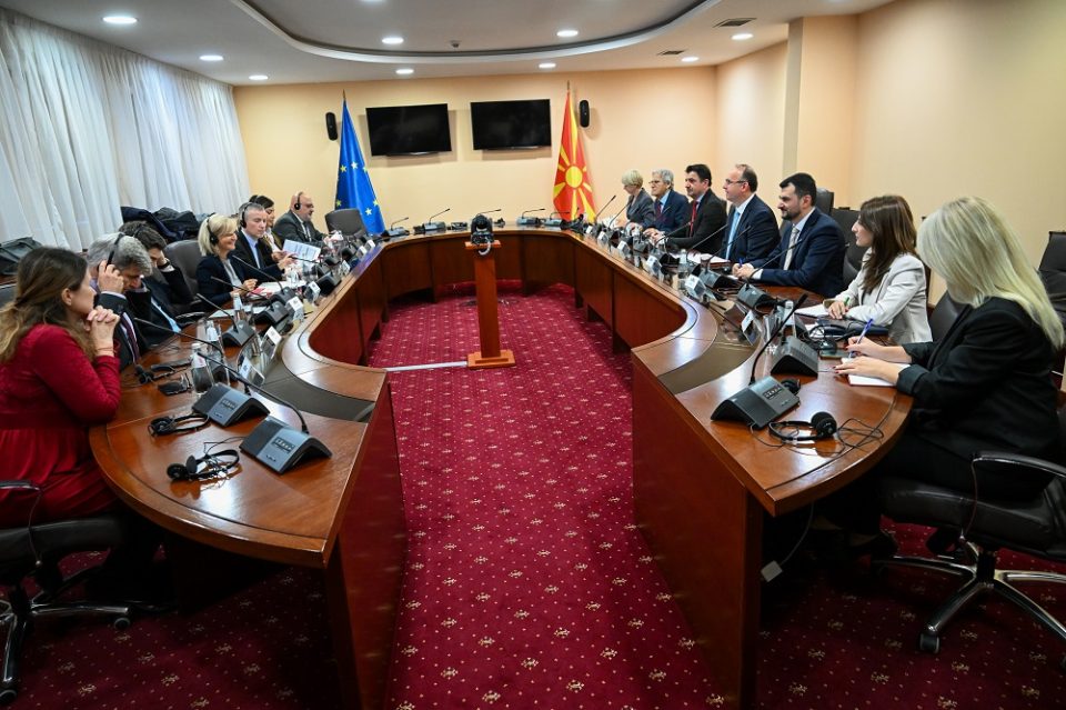 Гаши на средба до набљудувачите од ЕП: Уверен сум дека изборите ќе покажат демократска зрелост на земјата