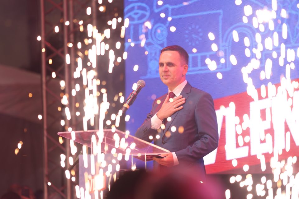 Касами прогласи победа во првиот круг на Локалните избори во Тетово