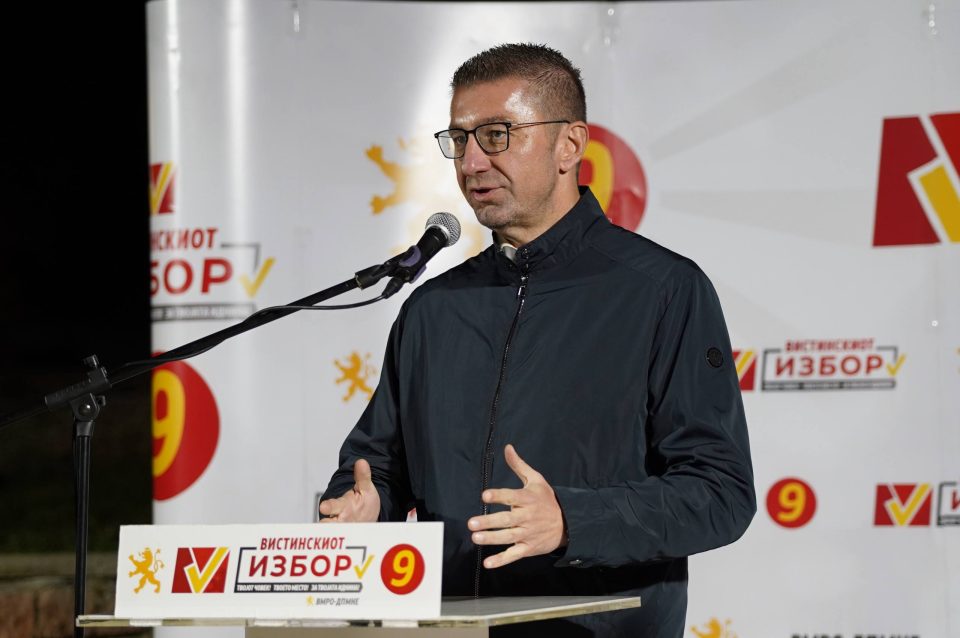 Мицкоски: Едно од главните ветувања минатата кампања беше ДУИ во опозиција и ако продолжат вака нереформирани уште долго ќе останат таму