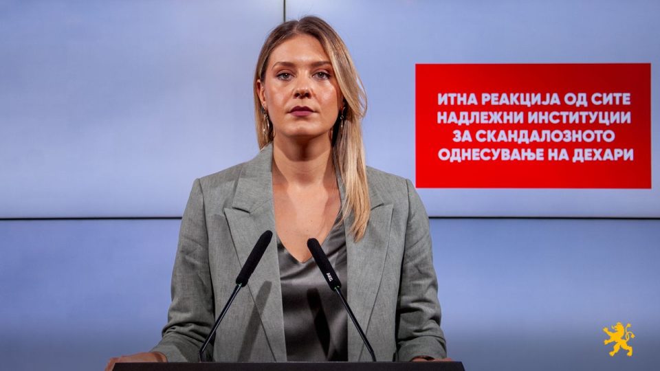 Митева: Итна реакција од сите надлежни институции за скандалозното однесување на Дехари