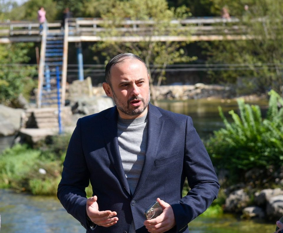 Ѓорѓиевски во Сарај: Монтажен паркинг кај локалитетот Матка, осветлување, реконструкција на главната улица