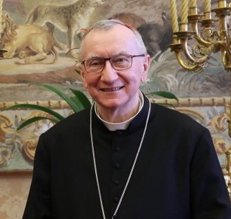 Паролин: Ватикан се надева дека Трамп ќе посвети повеќе внимание на војната во Украина