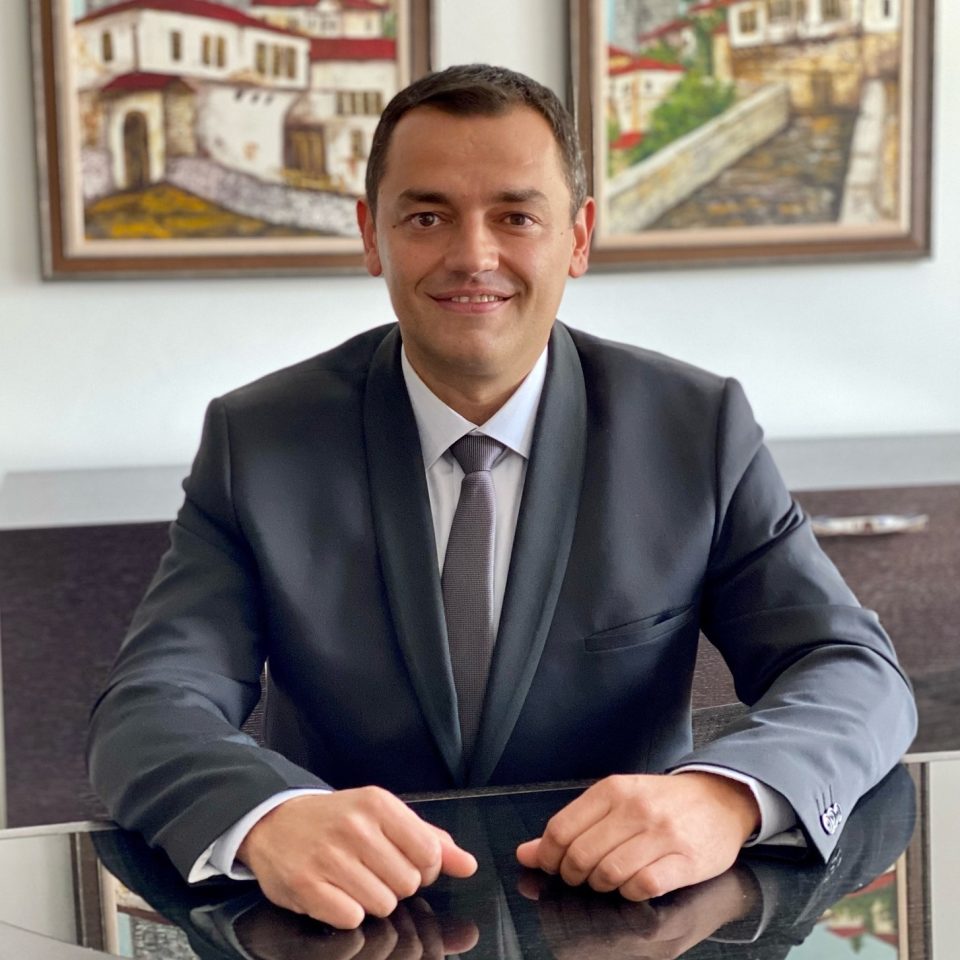 Николовски: Ќе ја реконструираме стара училишна зграда во мултифункциски центар за развој на туризмот