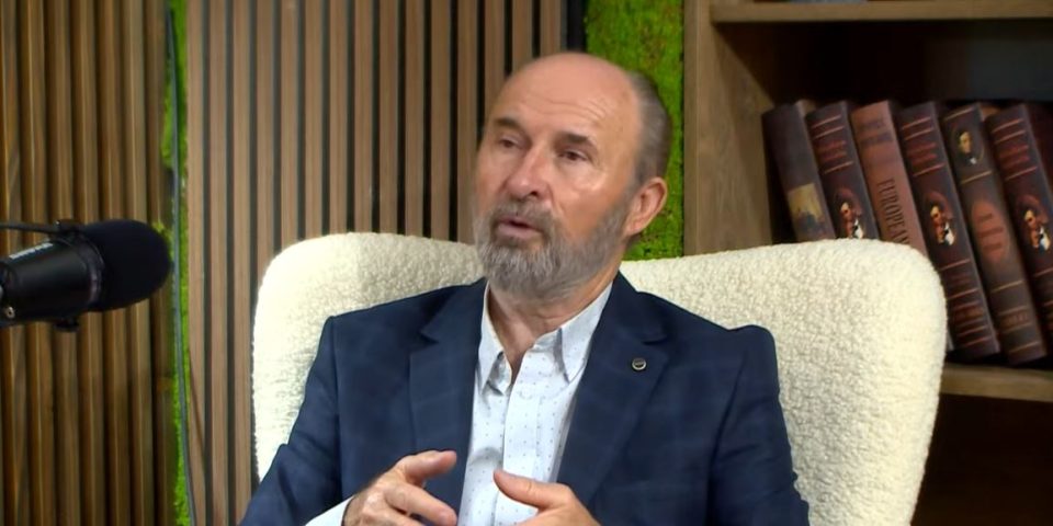 Од застој до градежен бум: Трајановски за состојбата во ЈП за Државни патишта