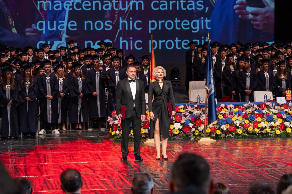 Величенствена промоција на дипломци и магистри од Универзитет Скопје