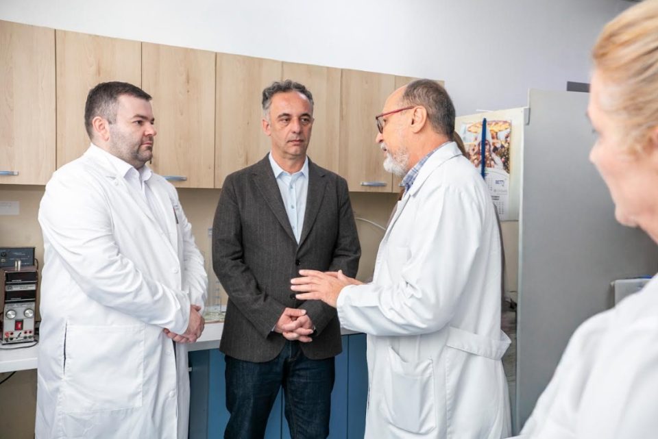 Алиу-Божиновски: Отворен ден на Клиниката за неврологија – превентивните прегледи се многу важни за навремено препознавање на симптомите на мозочниот удар