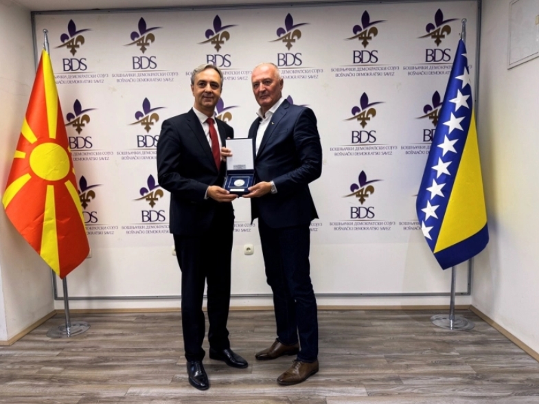 Министерот за одбрана на БиХ го посети Бошњачкиот демократски сојуз во Македонија: Повик за единство и гласање според убедувањето