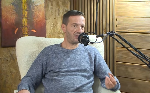 Божиновски во „НАТКАСТ“: Владејачката коалиција ја задржа довербата на граѓаните, доминантна и очекувана позиција (ВИДЕО)