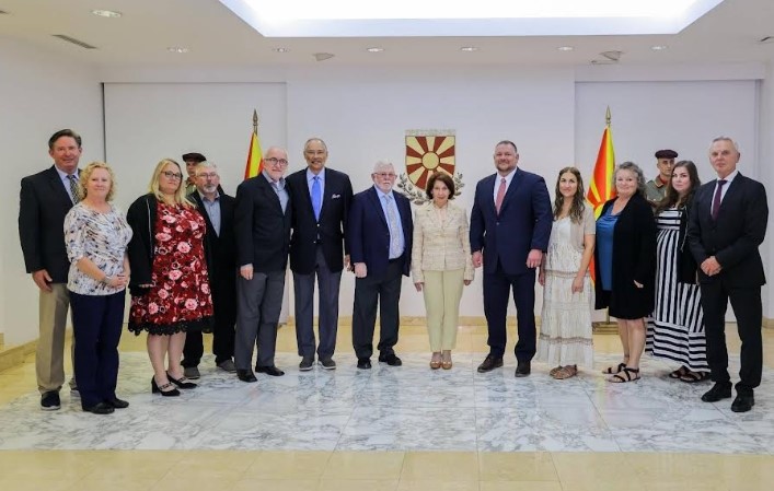 Сиљановска-Давкова разговараше со претставници на „Habitat for Humanity International“ и на „Хабитат Македонија“