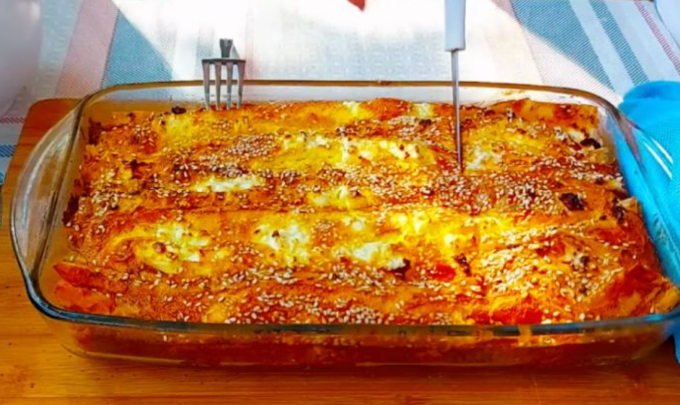 ГИБАНИЦА ШТО ЌЕ ЈА ПРАВИТЕ МНОГУ ЧЕСТО: Вака се виткаат корите, а потоа се случува магијата