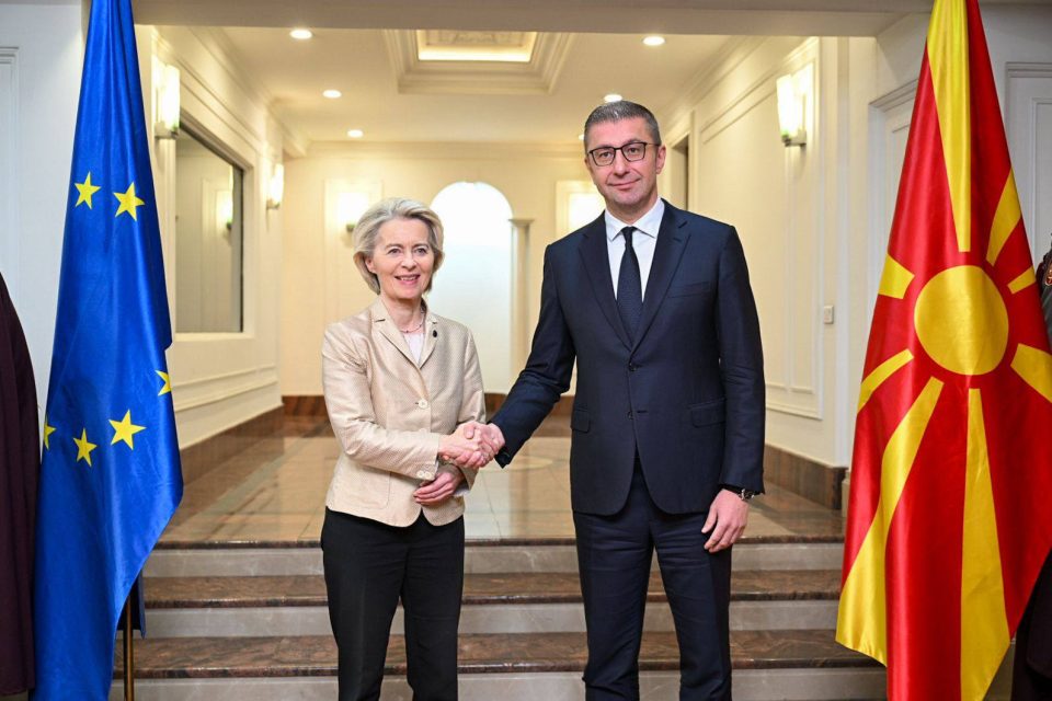 Мицкоски по средбата со Фон дер Лајен: Државата очекува јасна посветеност од ЕУ, како потврда на европската перспектива и поддршка за граѓаните
