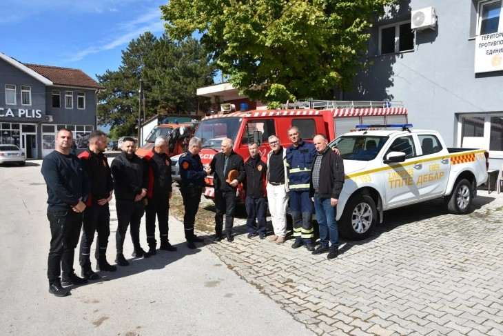 Ново теренско возило за дебарската Територијална противпожарна единица