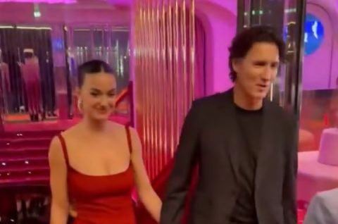 ВИДЕО: По жешките сцени на јахта, нови снимки од Кејти Пери и Џастин Трудо во Париз